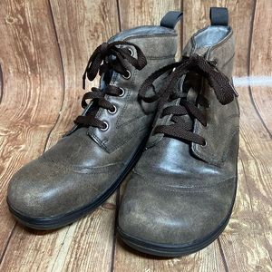 Algeria Kylie boot in drifted size 7.5/38